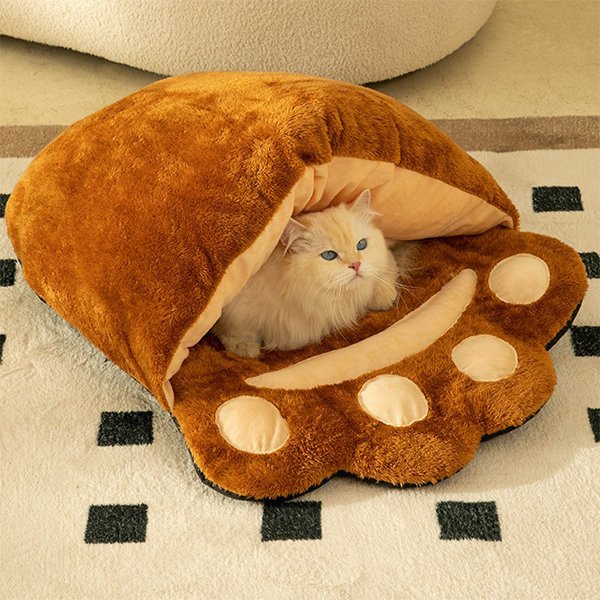 Unmatched Warmth Animal-Shaped Cat Bed - Chicken - Bear