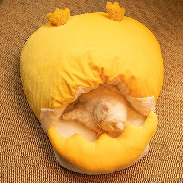 Unmatched Warmth Animal-Shaped Cat Bed - Chicken - Bear